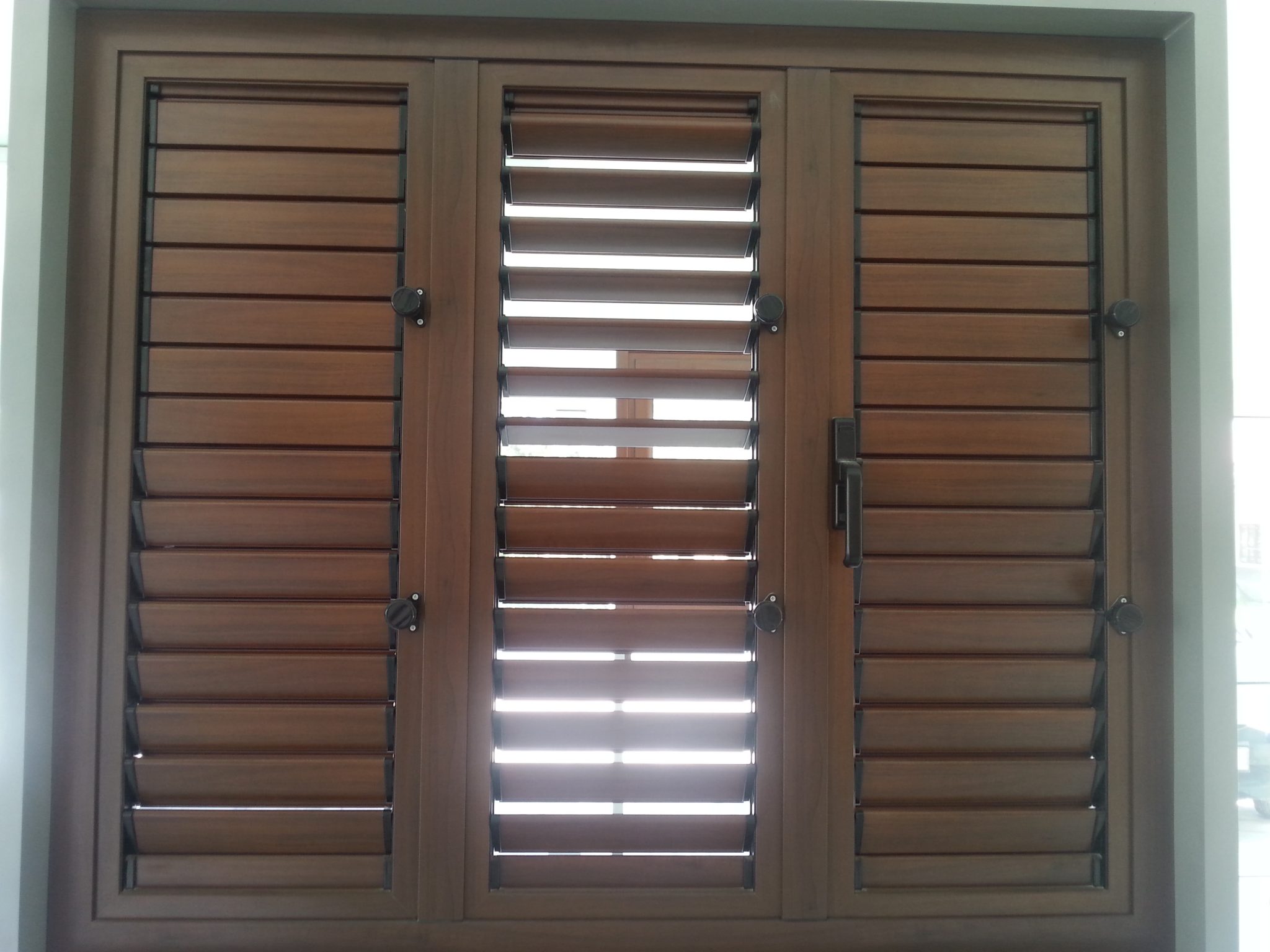 shutters-12